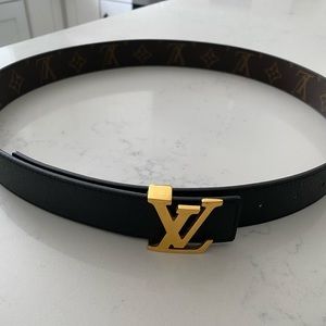 Authentic Louis Vuitton 30MM REVERSIBLE belt